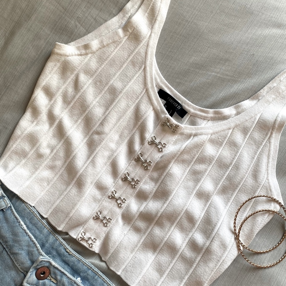 (3 for $20) NWOT Forever 21 White Tank Top